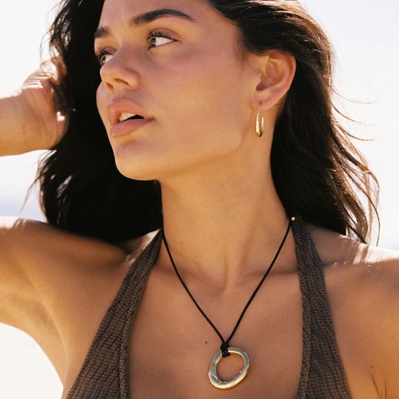 Atolea - Oro Pendant - 18k gold New with Tags and Dust Bag - Picture 6 of 7